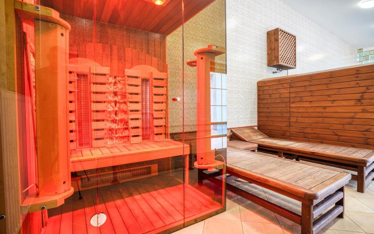 Hotel Erzsebet Heviz Ngoại thất bức ảnh