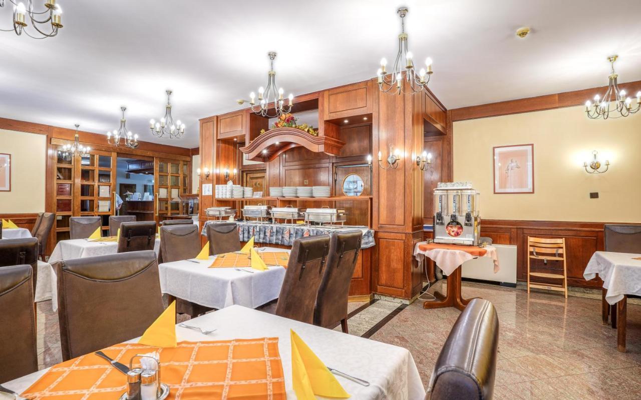 Hotel Erzsebet Heviz Ngoại thất bức ảnh