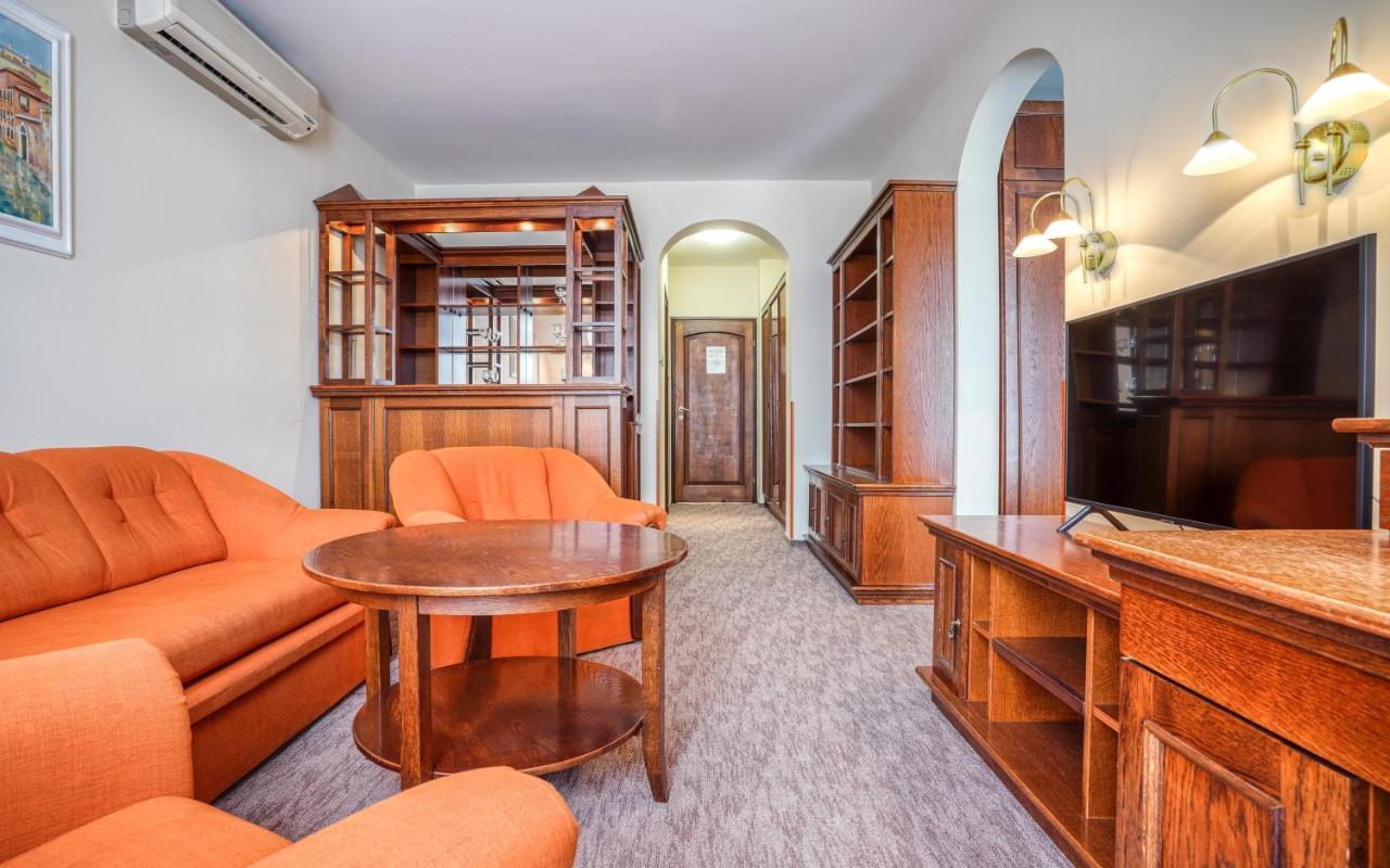 Hotel Erzsebet Heviz Ngoại thất bức ảnh