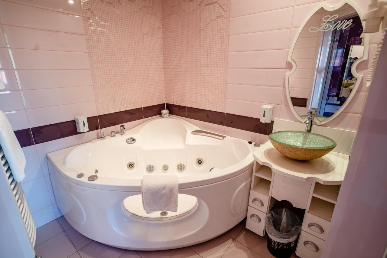 Hotel Erzsebet Heviz Ngoại thất bức ảnh